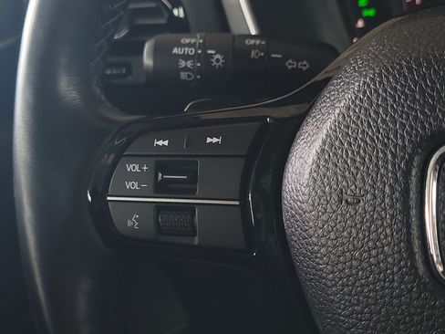 Used 2025 Honda Pilot Elite image 26