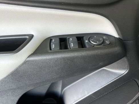 New 2024 Chevrolet Equinox LS w/ LS Convenience Package image 11