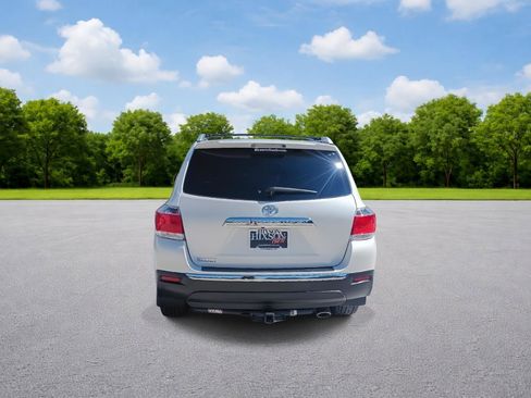 Used 2013 Toyota Highlander Limited image 6
