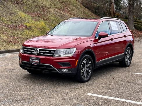 Used 2019 Volkswagen Tiguan SEL image 26