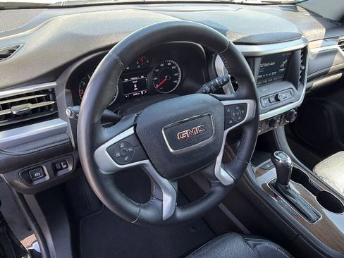 Used 2018 GMC Acadia SLE FWD image 10