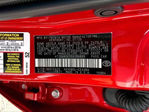 Used 2025 Toyota Camry SE image 34