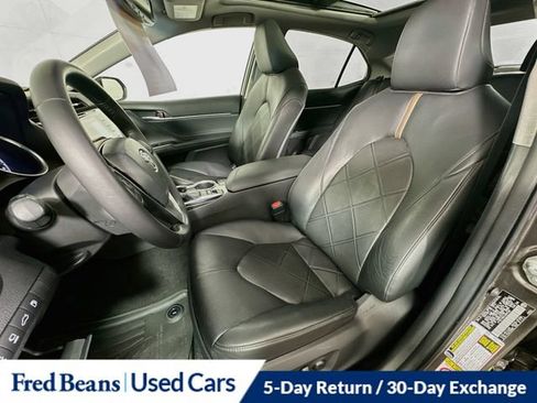 Used 2018 Toyota Camry XLE w/ Driver Assist Package FWD image 27