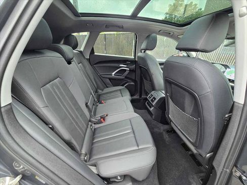 Certified 2025 Audi Q5 Premium Plus w/ Premium Plus AWD/4WD image 12