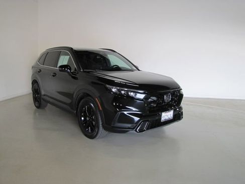Certified 2025 Honda CR-V Sport image 3