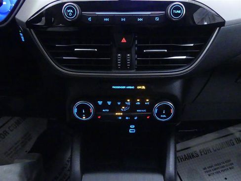 Used 2022 Ford Escape SEL w/ Technology Package image 14