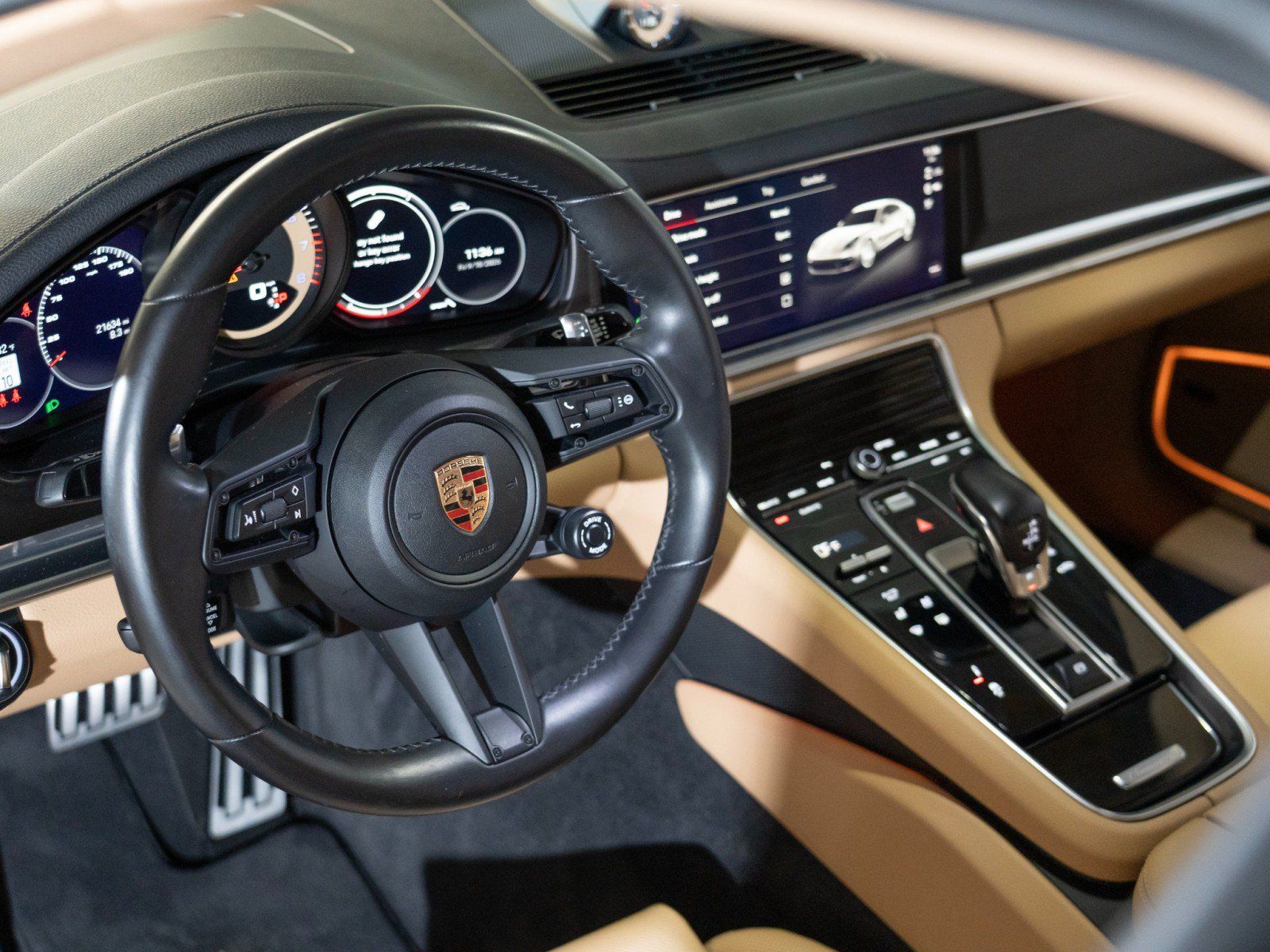 Certified 2023 Porsche Panamera Platinum Edition RWD image 16