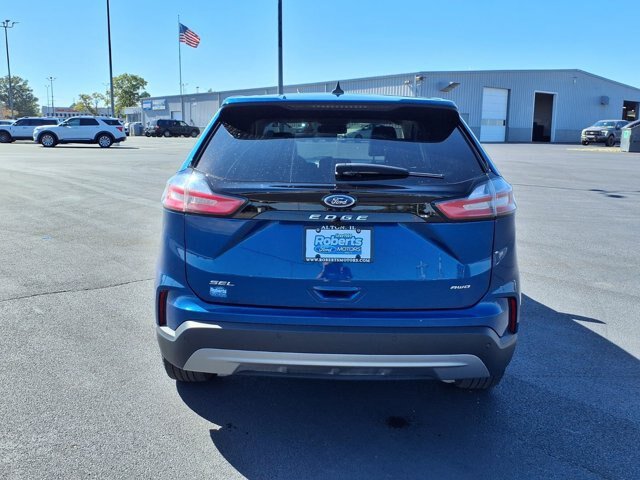 Certified 2024 Ford Edge SEL w/ Convenience Package AWD/4WD image 4