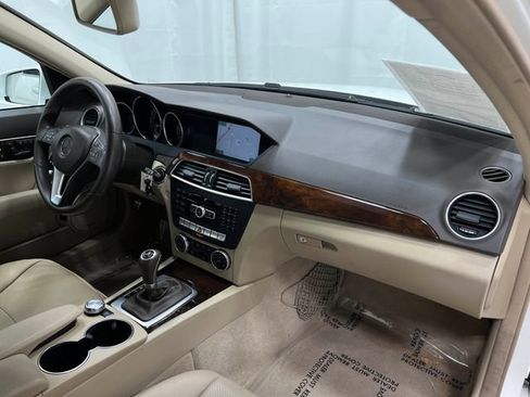 Used 2013 Mercedes-Benz C 300 4MATIC Sedan image 20