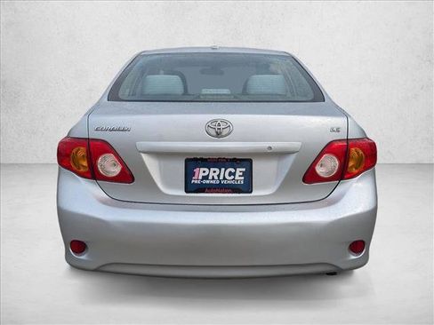 Used 2010 Toyota Corolla LE image 6