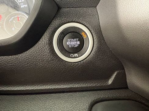 Used 2025 RAM 1500 Big Horn AWD/4WD image 27