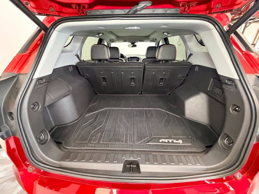 Used 2022 GMC Terrain AT4 w/ Infotainment Package II AWD/4WD image 6