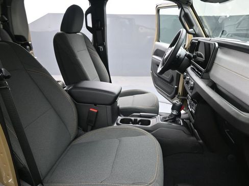 New 2026 Jeep Gladiator Sport AWD/4WD image 24