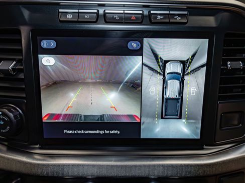 Used 2024 Ford F350 Platinum image 19