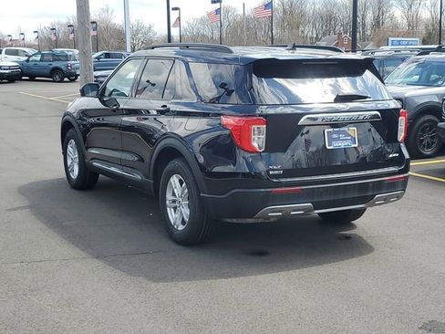 Certified 2023 Ford Explorer XLT w/ Equipment Group 202A AWD/4WD image 3