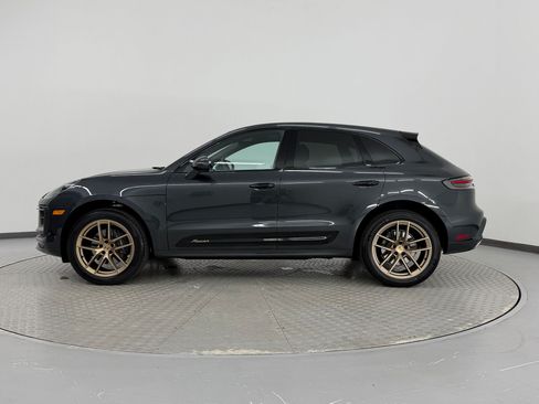 Used 2026 Porsche Macan AWD/4WD image 2