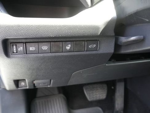Used 2024 Toyota RAV4 XLE w/ Convenience Package AWD/4WD image 25