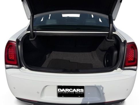 Used 2022 Chrysler 300 S RWD image 14