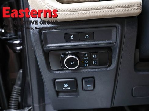 Used 2023 Ford Expedition Max Limited AWD/4WD image 23