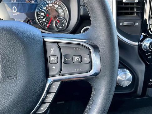 Used 2025 RAM 1500 Laramie AWD/4WD image 12