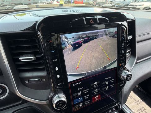 Used 2021 RAM 1500 Laramie AWD/4WD image 12