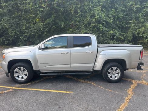 Used 2016 GMC Canyon SLE w/ SLE Convenience Package image 4