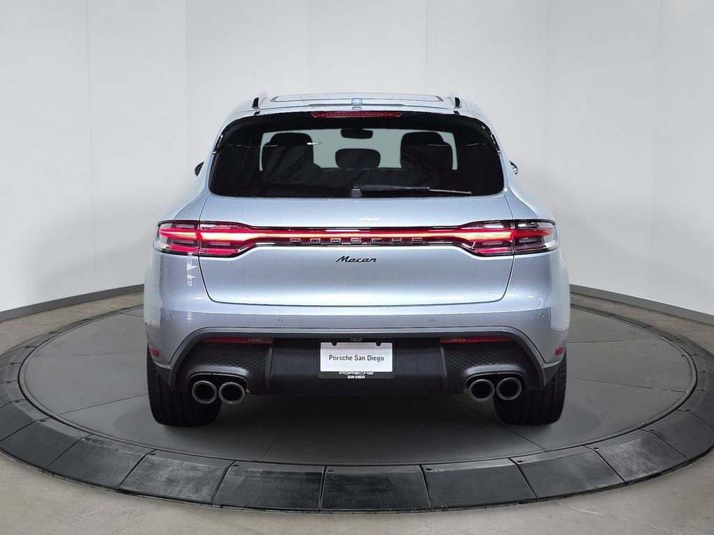 Certified 2023 Porsche Macan AWD/4WD image 6