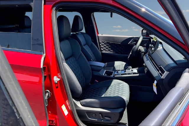 New 2026 Nissan Rogue Platinum AWD/4WD image 11