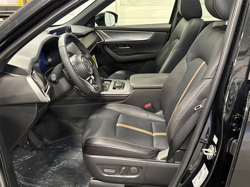 New 2026 MAZDA CX-90 3.3 Turbo w/ Premium Plus Pkg image 3