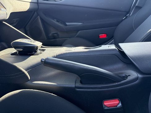 Used 2025 Nissan Z Sport w/ Floor Mat Package RWD image 14