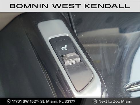 Used 2023 Kia Sorento SX image 22