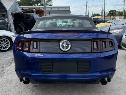 Used 2013 Ford Mustang Premium RWD image 10