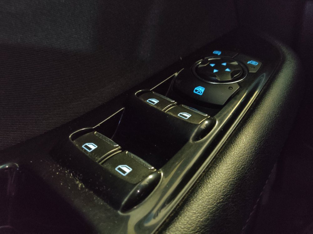 Used 2018 Ford Edge SEL AWD/4WD image 27