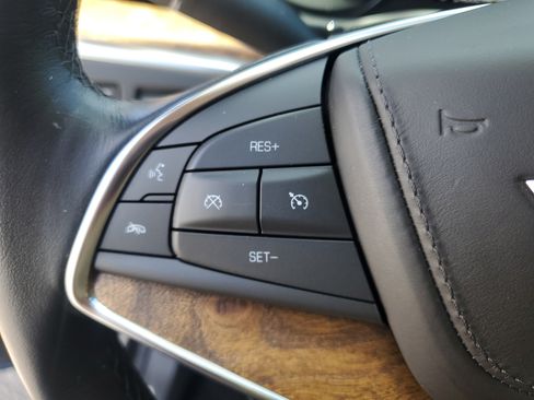 Used 2023 Cadillac XT5 Premium Luxury w/ Platinum Package AWD/4WD image 13