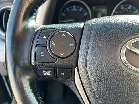 Used 2018 Toyota RAV4 XLE FWD image 21
