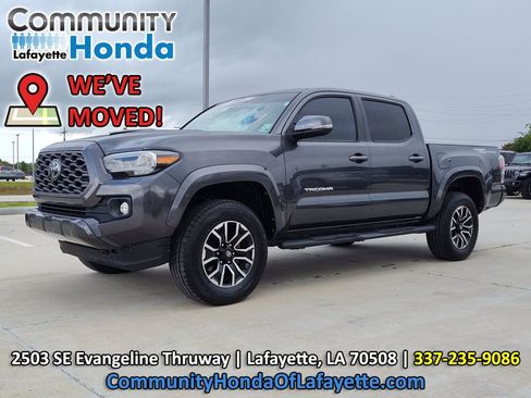 Used 2020 Toyota Tacoma TRD Sport w/ Technology Package RWD image 1