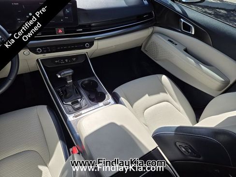 Used 2025 Kia Carnival SX Prestige FWD image 16