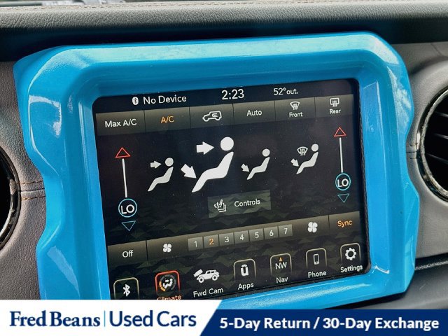 Used 2021 Jeep Wrangler Unlimited Sahara AWD/4WD image 15