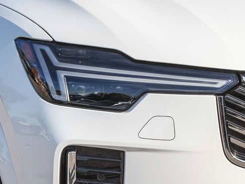 New 2026 Volvo XC90 T8 Plus w/ Protection Package Premier AWD/4WD image 4