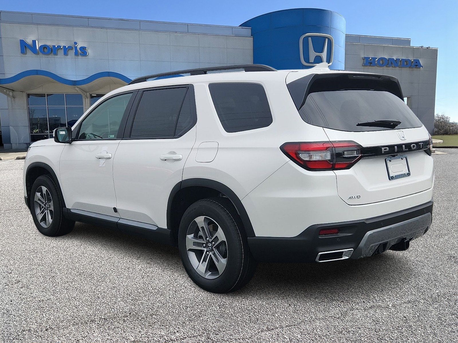 New 2026 Honda Pilot EX-L image 3