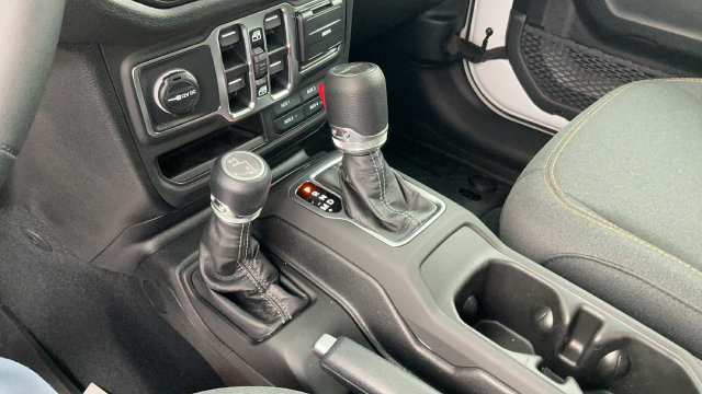 New 2027 Jeep Gladiator Sport AWD/4WD image 17
