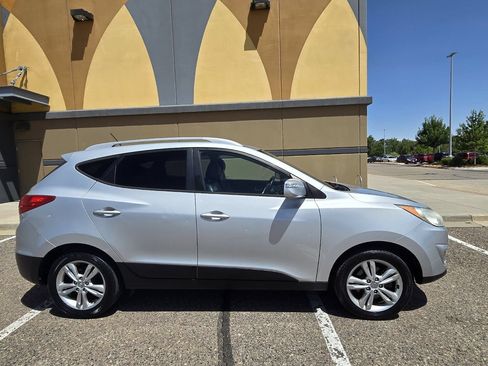 Used 2013 Hyundai Tucson GLS AWD/4WD image 5