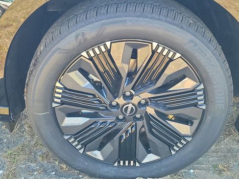 New 2026 Nissan Murano Platinum w/ Cargo Package image 3