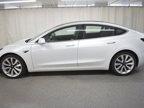 Used 2019 Tesla Model 3 Long Range image 4