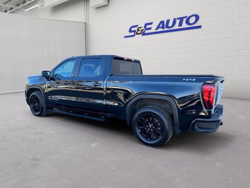 Used 2023 GMC Sierra 1500 Pro w/ Graphite Edition AWD/4WD image 5