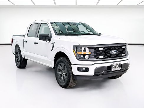 Used 2025 Ford F150 STX w/ Equipment Group 200A AWD/4WD image 3