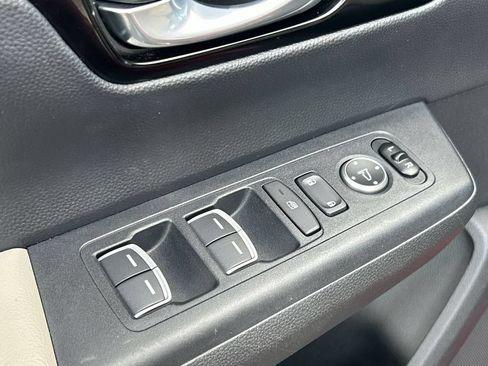Used 2023 Honda CR-V EX-L image 25