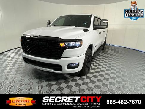 Used 2025 RAM 1500 Big Horn AWD/4WD image 3