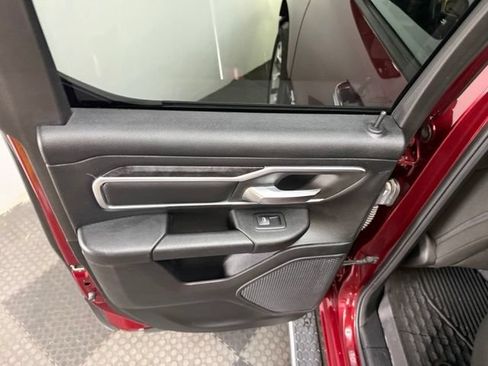 Used 2019 RAM 1500 Big Horn AWD/4WD image 28