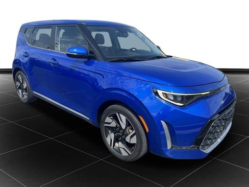 Used 2023 Kia Soul GT-Line w/ GT-Line Technology Package FWD image 7